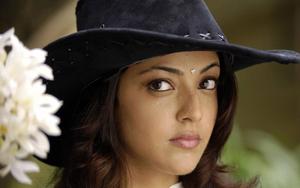 Bollywood Actress Kajal Aggarwal Close-Up bollywood wallpaper