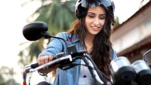 Bollywood Shraddha Kapoor On Motorcycle bollywood wallpaper