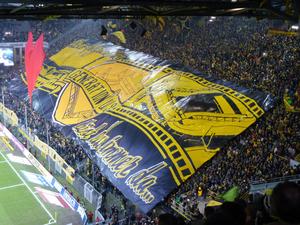 Borussia Dortmund Crowd HD borussia dortmund wallpaper
