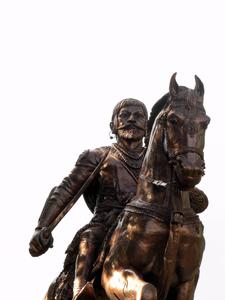 Bronze Chhatrapati Shivaji Maharaj Statue shivaji maharaj wallpaper