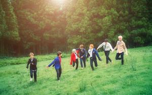 BTS Group Photo In Green Field bts group photo wallpaper