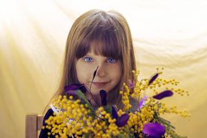 Celebrate Mother's Day with a colorful bouquet of yellow and purple! mothers day wallpaper