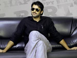 Cool South Hero On Sofa south hero wallpaper
