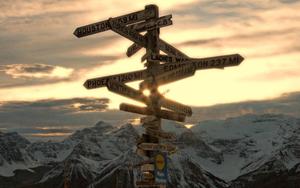 Cool Tablet with Directional Arrow Sign tablet wallpaper