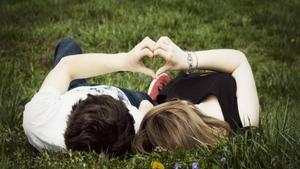 Couple In Garden Romantic Love romantic love wallpaper