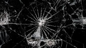 Cracked Screen pictures cracked screen wallpaper