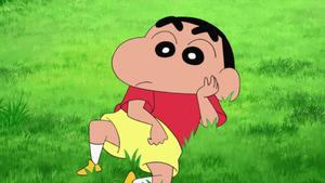 Crayon Shin Chan Shinnosuke On Grass crayon shin chan wallpaper