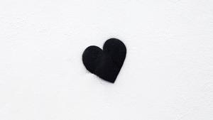 Cute Black Heart On White cute black wallpaper