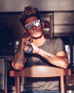 Danish Zehen HD Grey Shirt danish zehen hd wallpaper