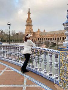 Discover the culture, landscape and history of Barcelona! barcelona wallpaper