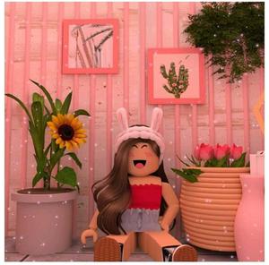 Dreamy Aesthetics in Roblox World roblox aesthetic wallpaper