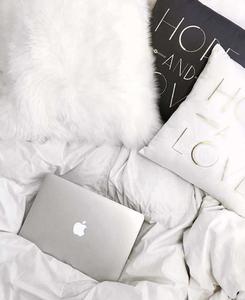 Embrace the Stillness of a White Aesthetic white aesthetic wallpaper