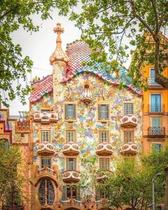 Experience the charm of Barcelona barcelona wallpaper