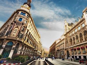 Experience the Magic of Barcelona barcelona wallpaper