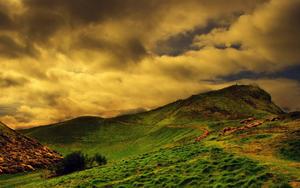 Explore the world from the convenience of your Tablet tablet wallpaper