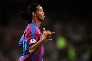 Famous Footballer Ronaldinho ronaldinho wallpaper