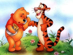 Friends are always by your side, just like Winnie the Pooh winnie the pooh wallpaper