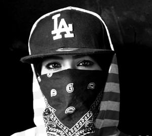 Gangster living the life of luxury gangster wallpaper
