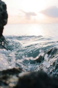 Get Cool with This iPhone Lock Screen cool iphone lock screen wallpaper