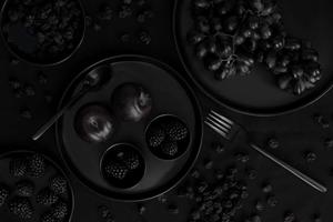 Go Big or Go Home black wallpaper