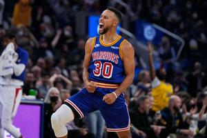 Golden State Warriors' Stephen Curry Sets Off Celebrations After Making a Three Pointer. stephen curry wallpaper