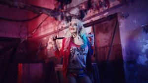 Harley Quinn in "Suicide Squad" harley quinn wallpaper