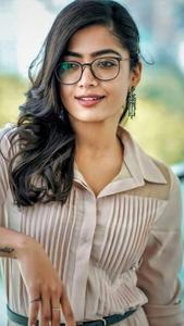 Heroine Rashmika Mandana heroine wallpaper