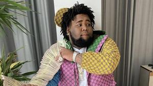 Hip-Hop sensation - Rod Wave performing live at concert Wallpaper