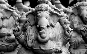 Honoring the Hindu Elephant-Headed God, Lord Ganesh ganesh wallpaper
