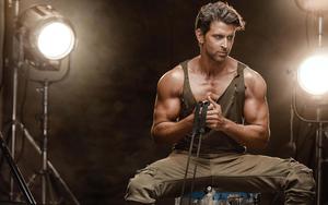 hrithik roshan in a studio with lights Wallpaper