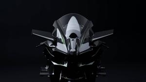 Impressive Front Features of the Black Kawasaki H2R Motorcycle kawasaki h2r wallpaper