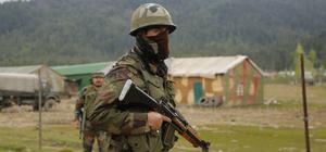 Indian Army Man Mask On indian army wallpaper