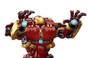 Iron Man Hulkbuster Lego Toy Picture Wallpaper
