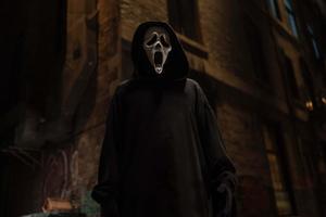 Join Your Friends for a Scream ghostface wallpaper