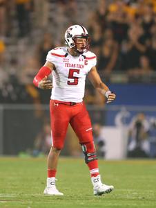 Kansas City Chiefs Quarterback Patrick Mahomes Yelling patrick mahomes wallpaper