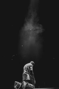 Kanye West Greyscale Concert Photo kanye west wallpaper