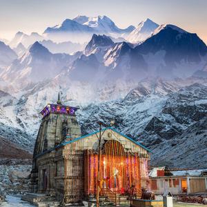 Kedarnath Bright Entrance 4K kedarnath 4k wallpaper