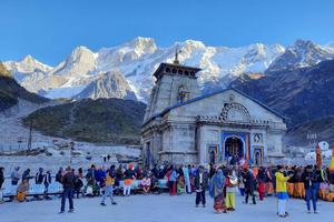 Kedarnath Temple Crowd 4K kedarnath 4k wallpaper