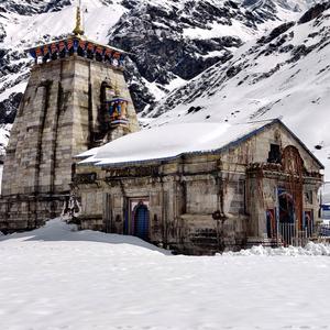 Kedarnath Temple With Snow Mountain 4K kedarnath 4k wallpaper