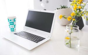 Keep your work productive and organized with a Chromebook chromebook wallpaper