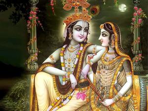 Krishna And Radha In Gold Aesthetic Clothes Picture Wallpaper