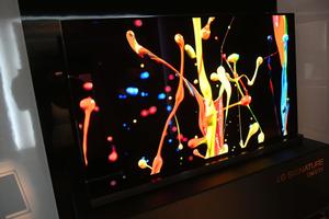 LG Signature OLED Picture oled wallpaper