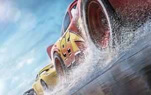 Lightning McQueen in Action lightning mcqueen wallpaper