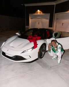 Lil Durk posing in a stylish outfit lil durk wallpaper