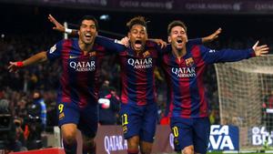 Lionel Messi Shows His Skills messi wallpaper