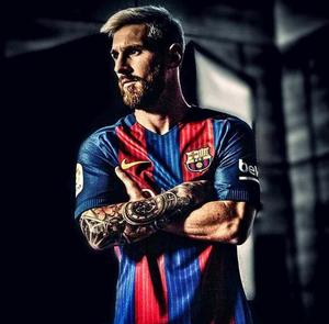 Lionel Messi Staying Cool Under Pressure messi cool wallpaper