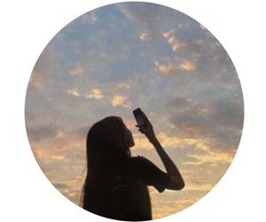 Live in the moment and live life to the fullest instagram profile wallpaper