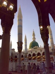 Madina Sharif And Pilgrims madina sharif wallpaper