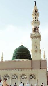Madina Sharif With Pilgrims madina sharif wallpaper