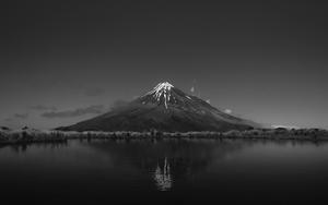 Majestic Peaks of a Blackout Gray Mountain Range black screen wallpaper